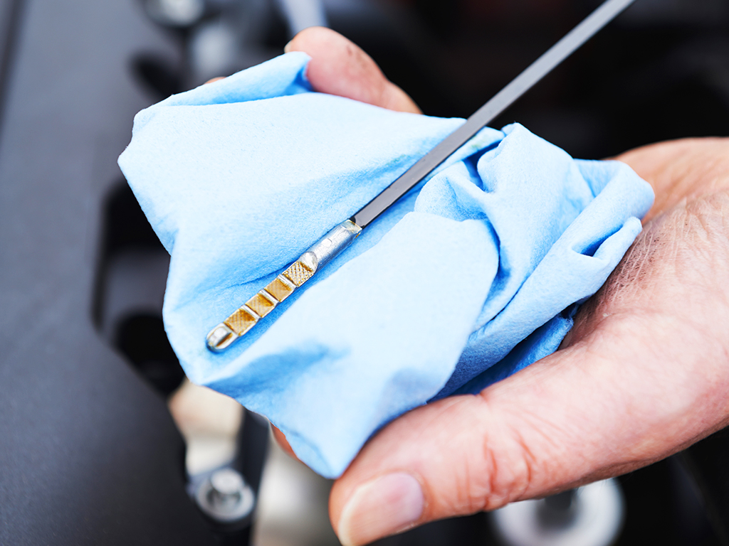 A Definitive Guide to Checking Your Oil Sutherland Automotive